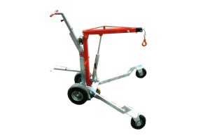 Montážní jeřáb s hydraulickým ramenem a hákem