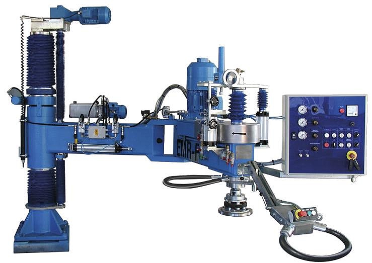 Brusné a frézovací rameno. Zákazníci: Ing. Ján Sluka – Solid, Jalovec, METAL GRANIT spol. s.r.o.