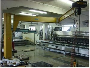 SLOUPOVÝ JEŘÁB S KLOUBOVÝM RAMENEM DAL FORNO. Zákazník: Kamenárstvo Maniš, s. r. o.