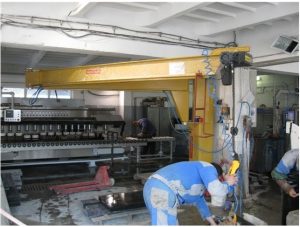 SLOUPOVÝ KLOUBOVÝ RAMENNÝ JEŘÁB DAL FORNO A VAKUOVÁ PŘÍSAVKA. Zákazník: Kamenárstvo Klieštik, s.r.o.